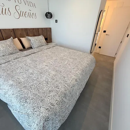 Апартаменти Luxury In